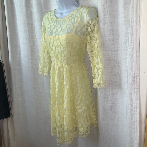 NWOT- Free People *YELLOW* Floral Lace Boho Dress! - Picture 5 of 7